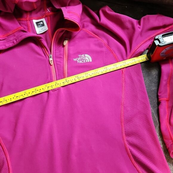 The north face medium flight series feather pattern vapor wick pullover - Picture 8 of 9